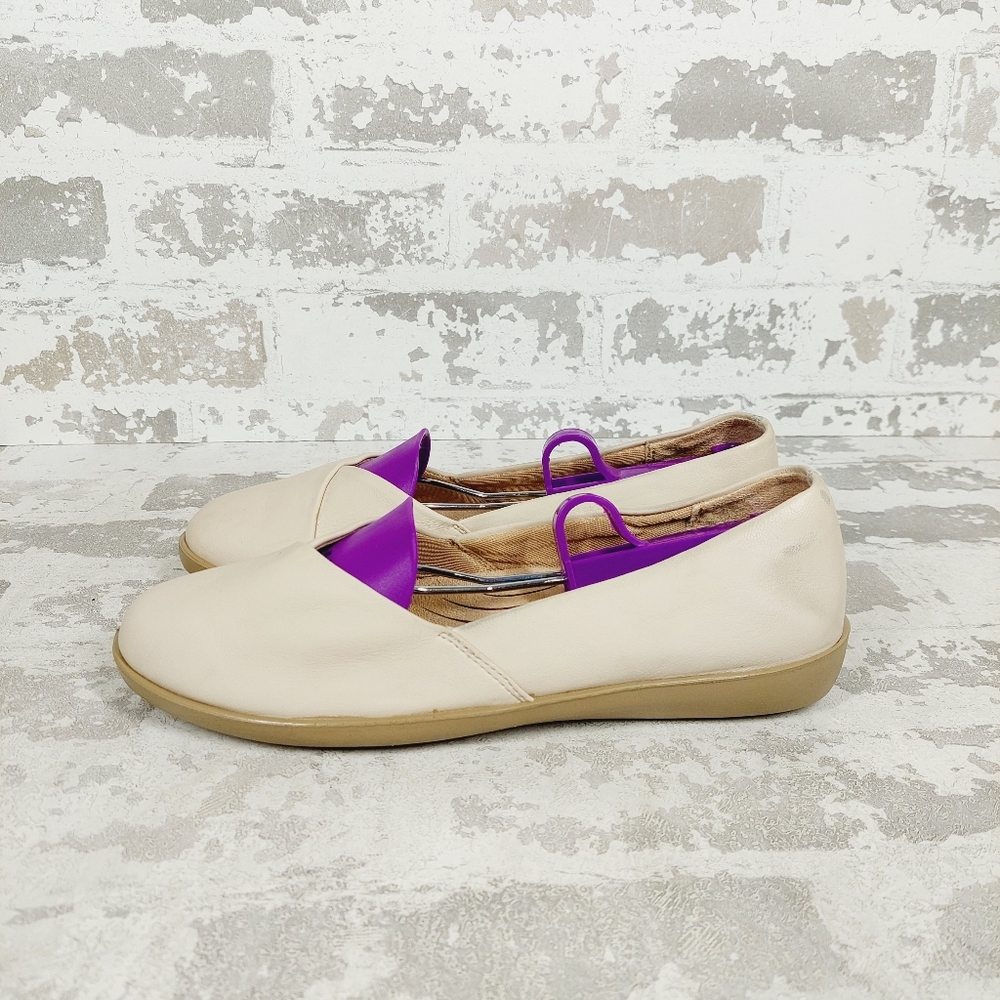 NEW LifeStride Always Off White Faux Leather Slip-On Flats C782